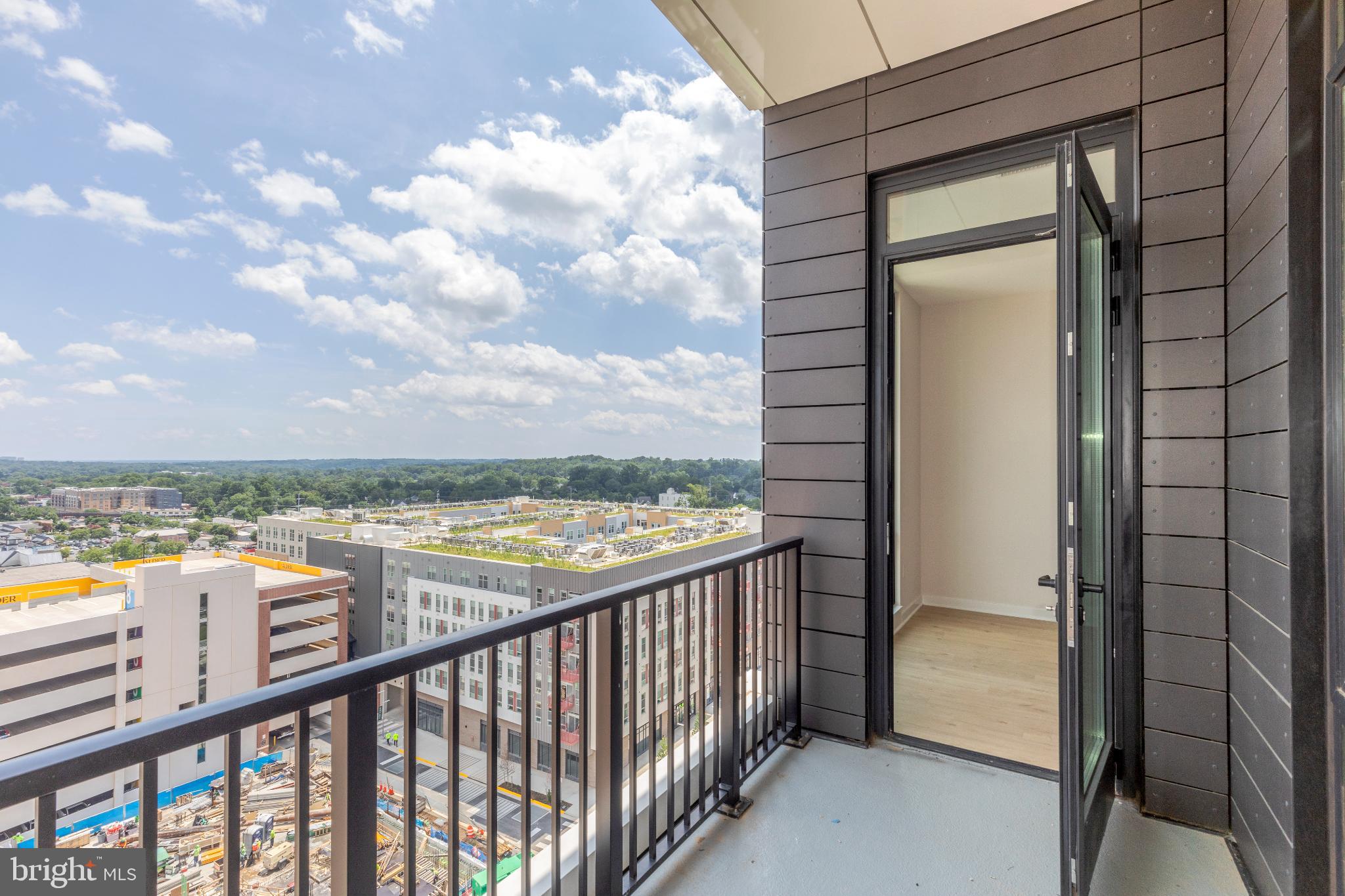FALLS CHURCH CITY - Residential
