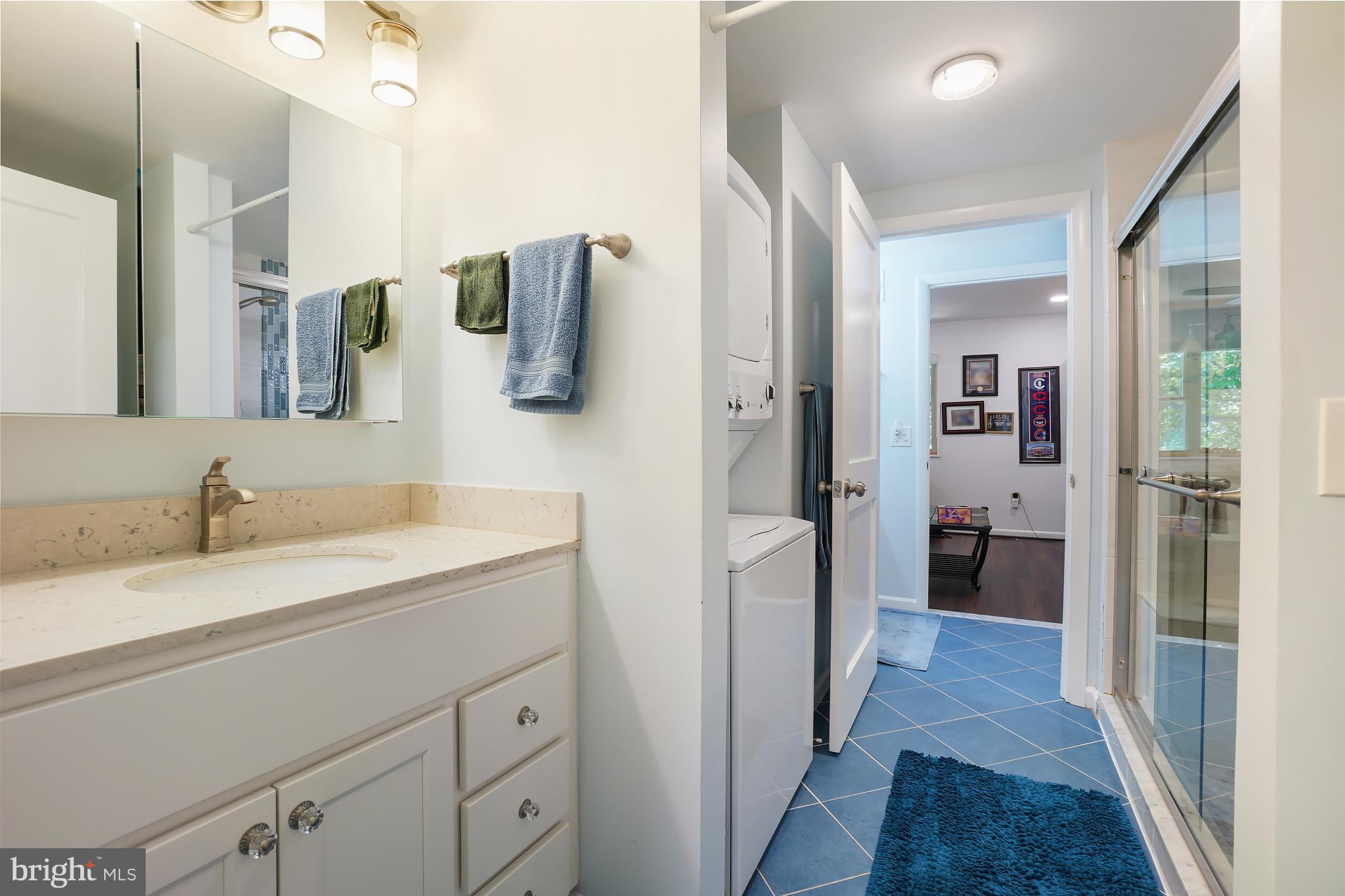 LEISURE WORLD - Residential