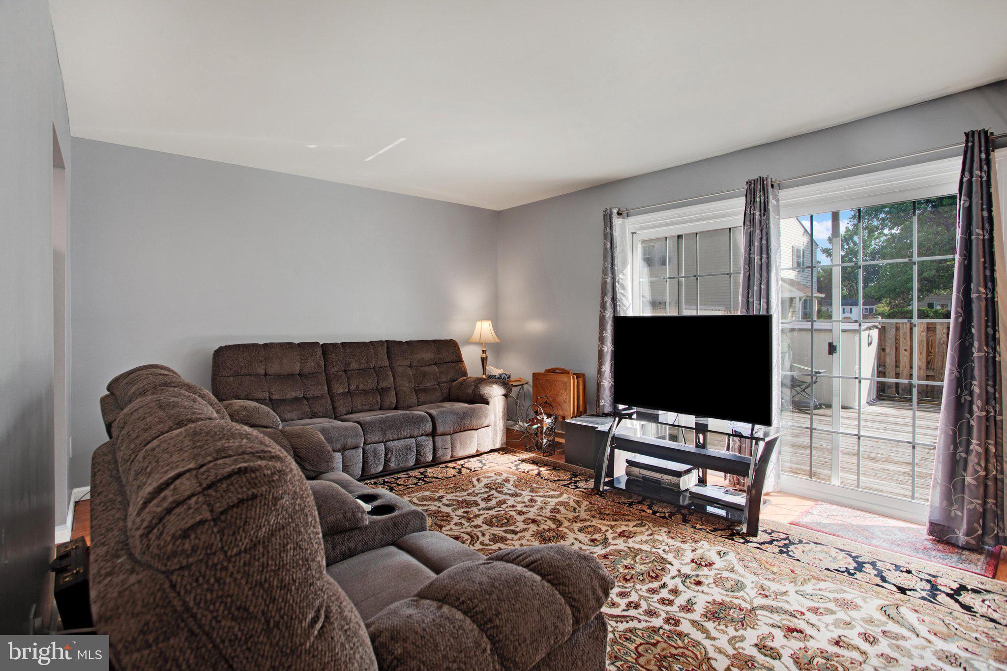CROFTON SQUARE - Residential