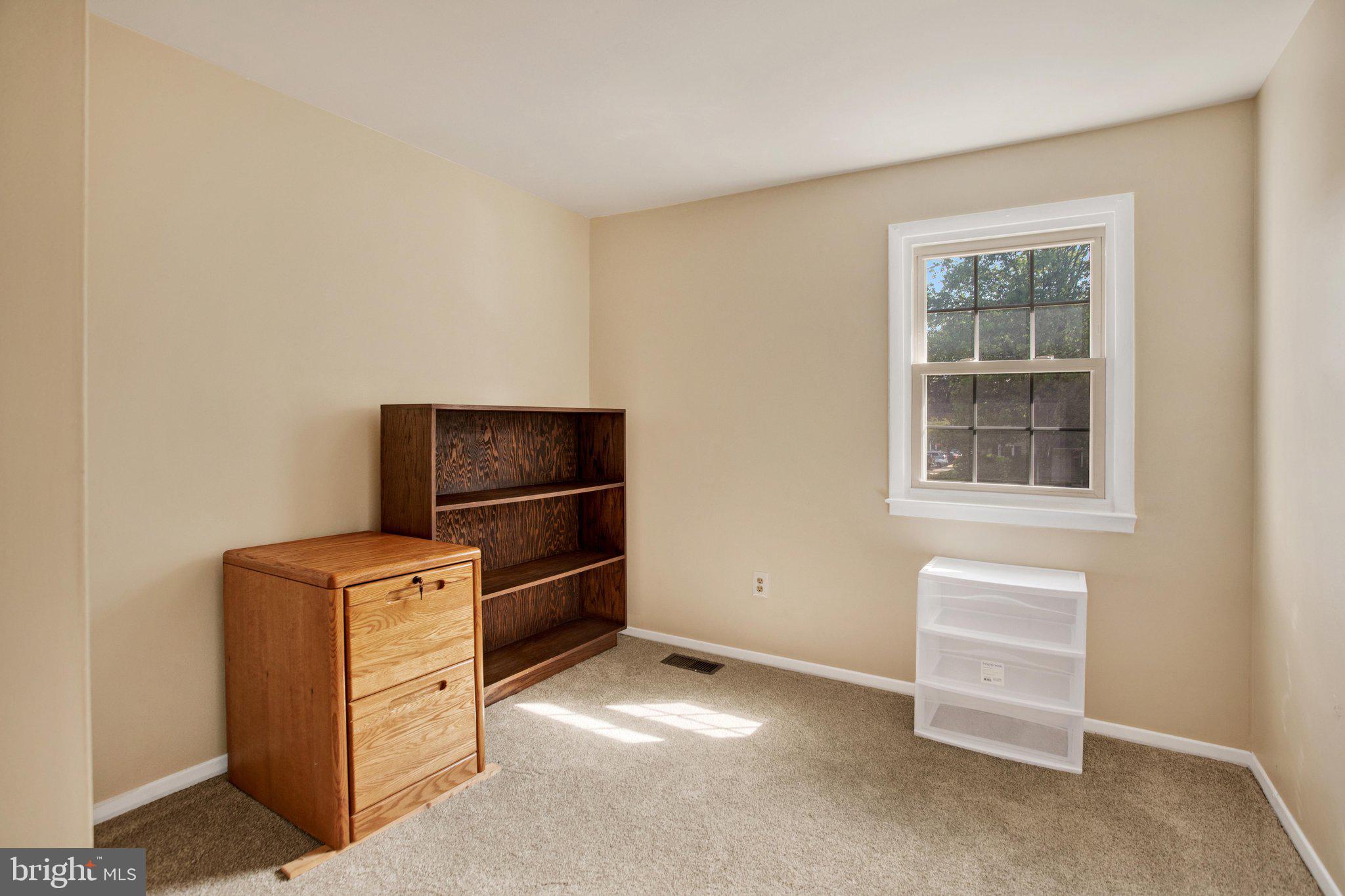 CROFTON SQUARE - Residential