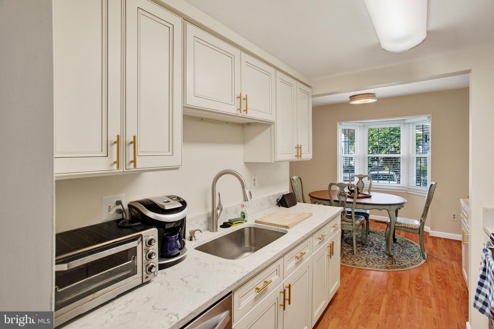 CROFTON SQUARE - Residential