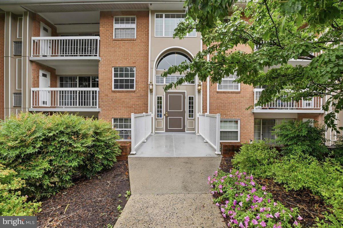 Welcome home to McLean Chase, where comfort, convenience, and charm come together in one of the area's most desirable communities. This beautifully maintained one-bedroom residence offers a warm and inviting retreat, perfect for first-time buyers, busy professionals, or anyone seeking a peaceful place to call home.
Step inside and you'll immediately appreciate the bright, open layout designed for both everyday living and effortless entertaining. The spacious living area is filled with natural light and flows seamlessly to a private balcony—an ideal spot to enjoy your morning coffee, unwind with a good book, or watch the sunset after a long day.
The thoughtfully designed eat-in kitchen features gas cooking, a built-in microwave, dishwasher, and ample cabinet space, making meal preparation both convenient and enjoyable. Adjacent dining space creates the perfect setting for intimate dinners or gatherings with friends and family.
The generous bedroom offers comfort and tranquility, while the well-appointed bath and convenient washer/dryer hookups add to the home's practicality. Every detail has been designed to support a relaxed, low-maintenance lifestyle.
Beyond your front door, McLean Chase offers beautifully landscaped grounds and resort-style amenities, including a refreshing outdoor pool and volleyball courts. The condominium fee covers water, gas, trash removal, and exterior maintenance, allowing you to spend less time on chores and more time enjoying life. Whether you're starting a new chapter, downsizing, or simply searching for a place that feels like home, this charming residence offers the perfect blend of warmth, convenience, and community. Come experience the lifestyle that makes McLean Chase such a special place to live.