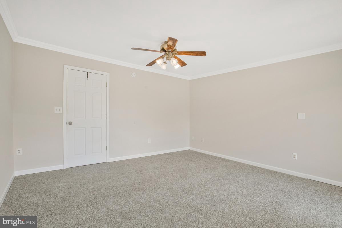HINES MEADOW - Residential