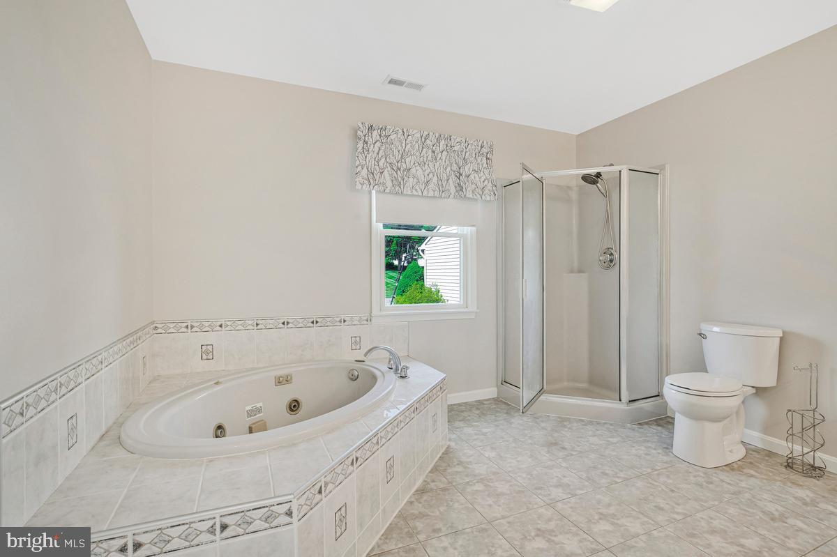 HINES MEADOW - Residential