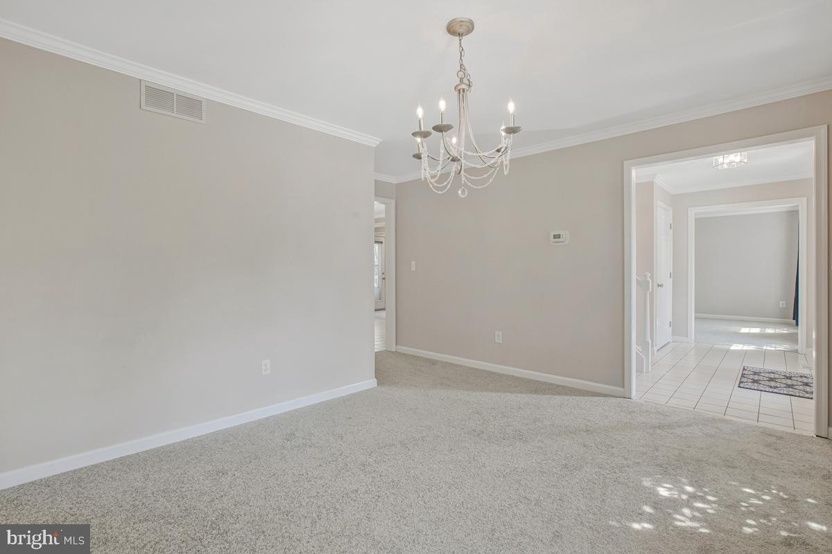 HINES MEADOW - Residential