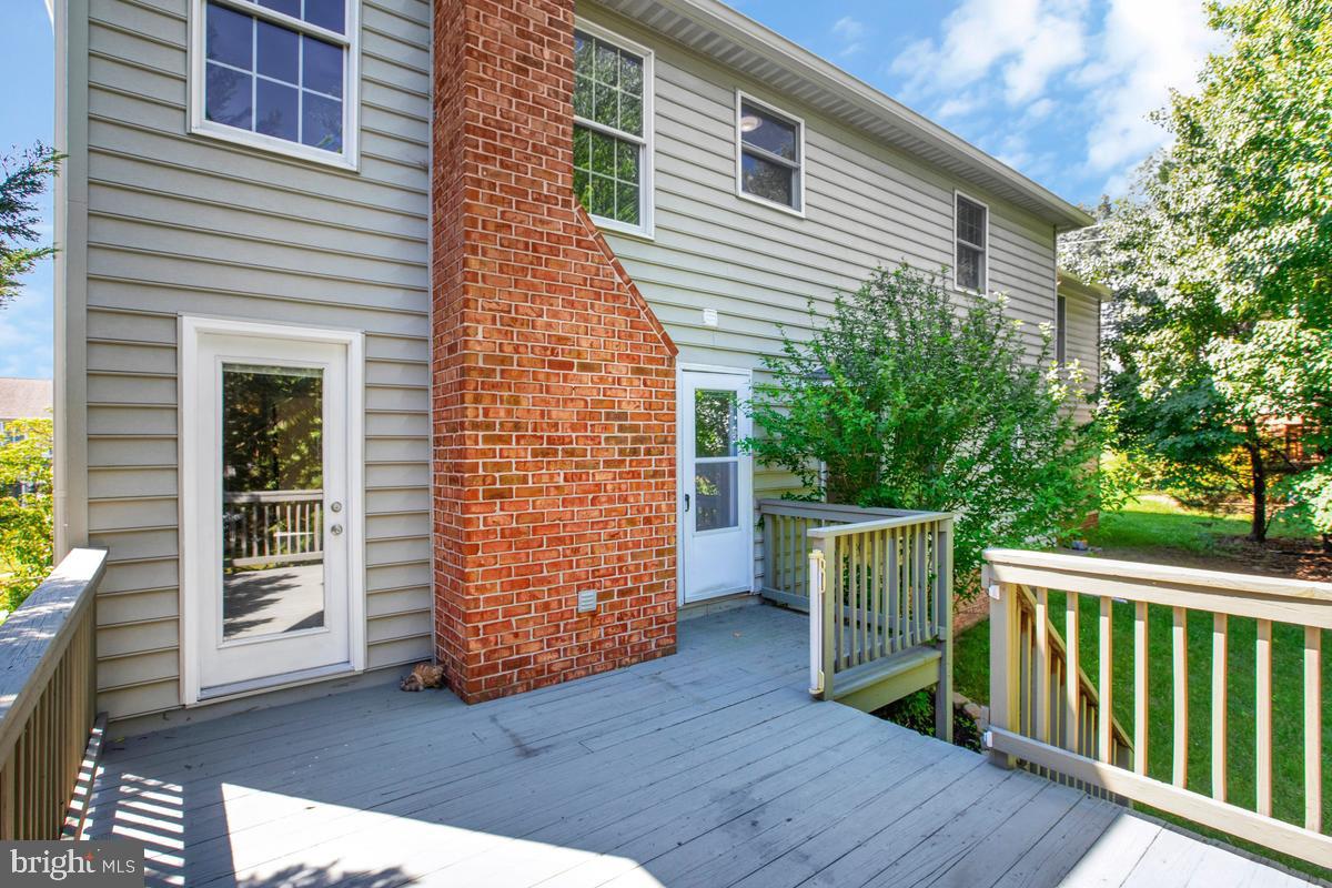 HINES MEADOW - Residential