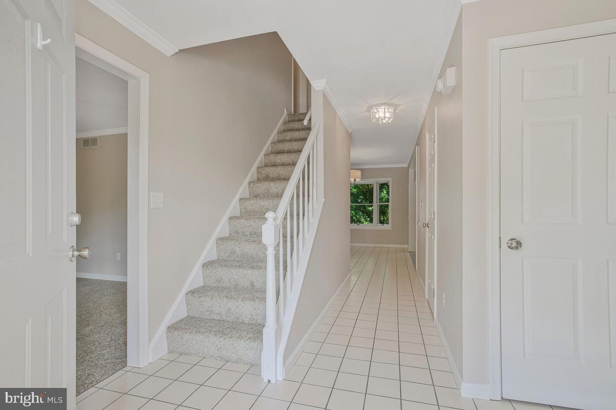 HINES MEADOW - Residential