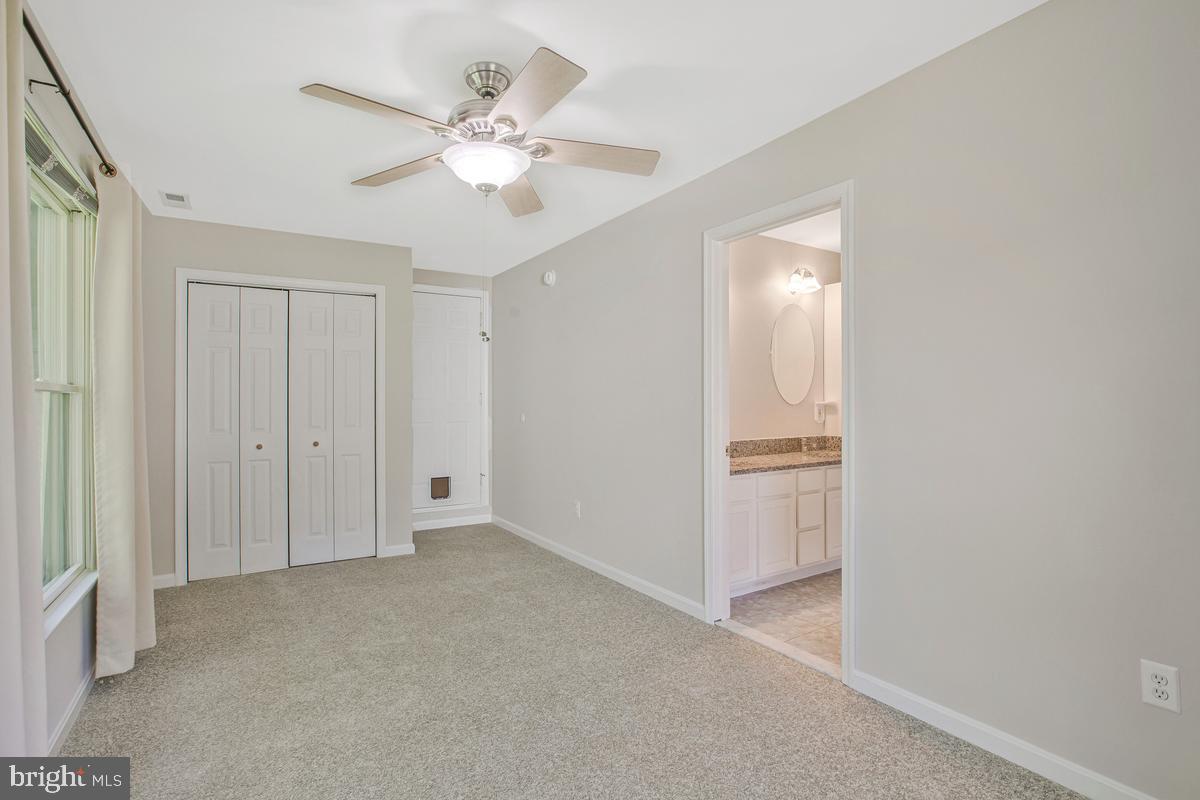 HINES MEADOW - Residential