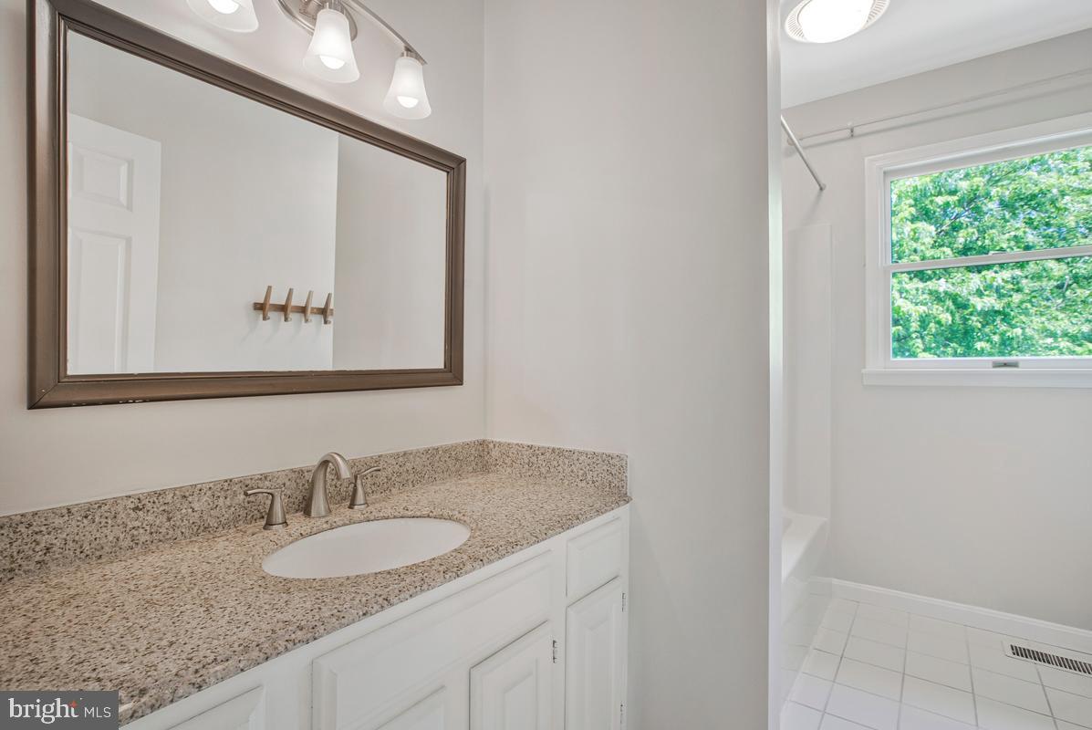 HINES MEADOW - Residential