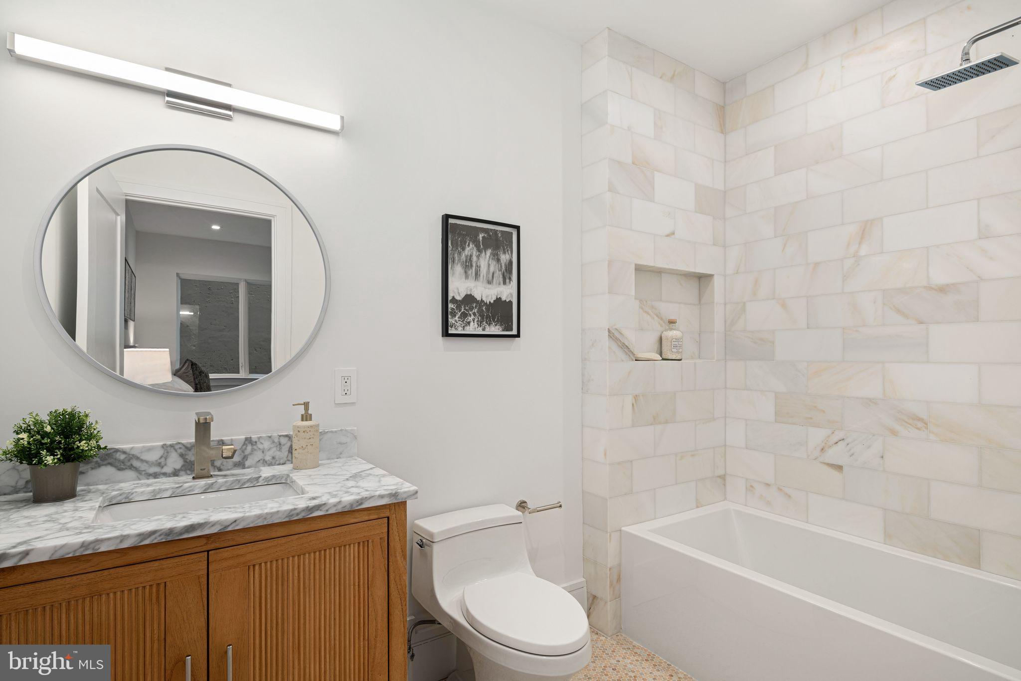WASHINGTON SQ WEST - Residential