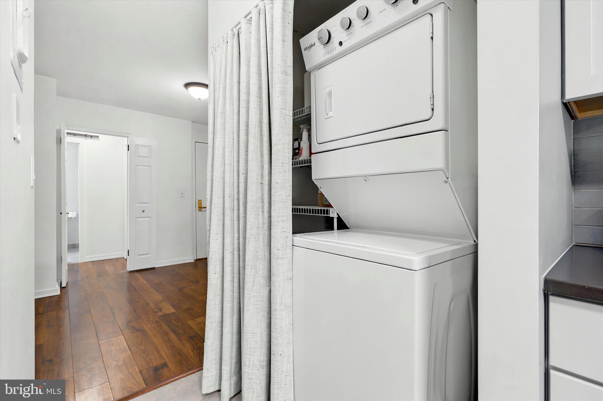 OAK HILL ESTATES - Residential