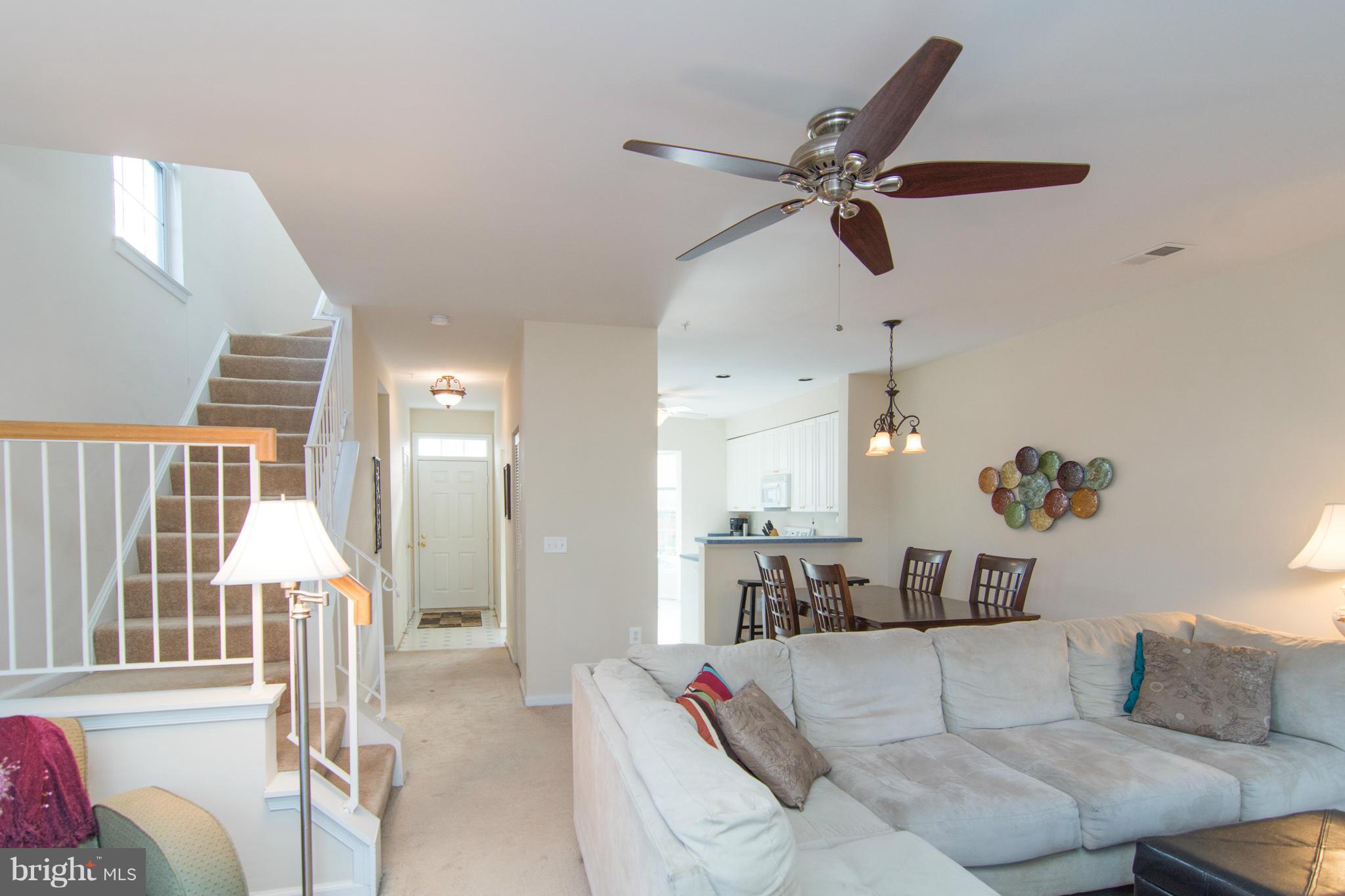 NANTUCKET MEWS @ CROFTON - Residential