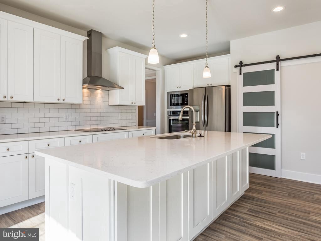 SUNRISE BAY - Residential