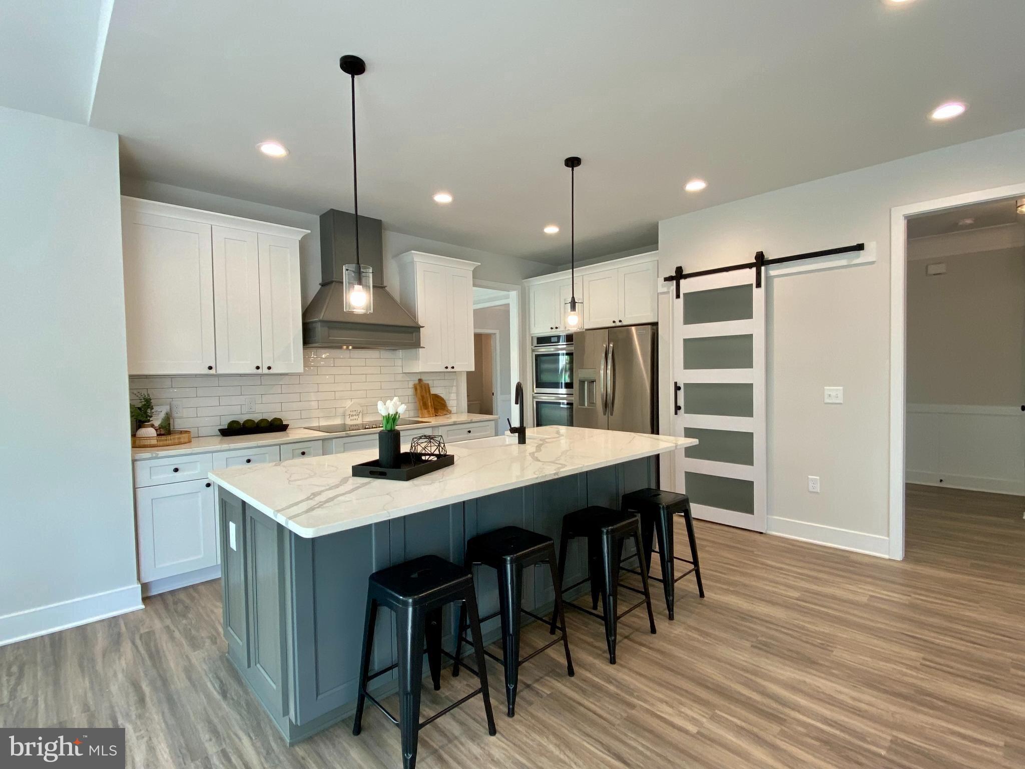 SUNRISE BAY - Residential