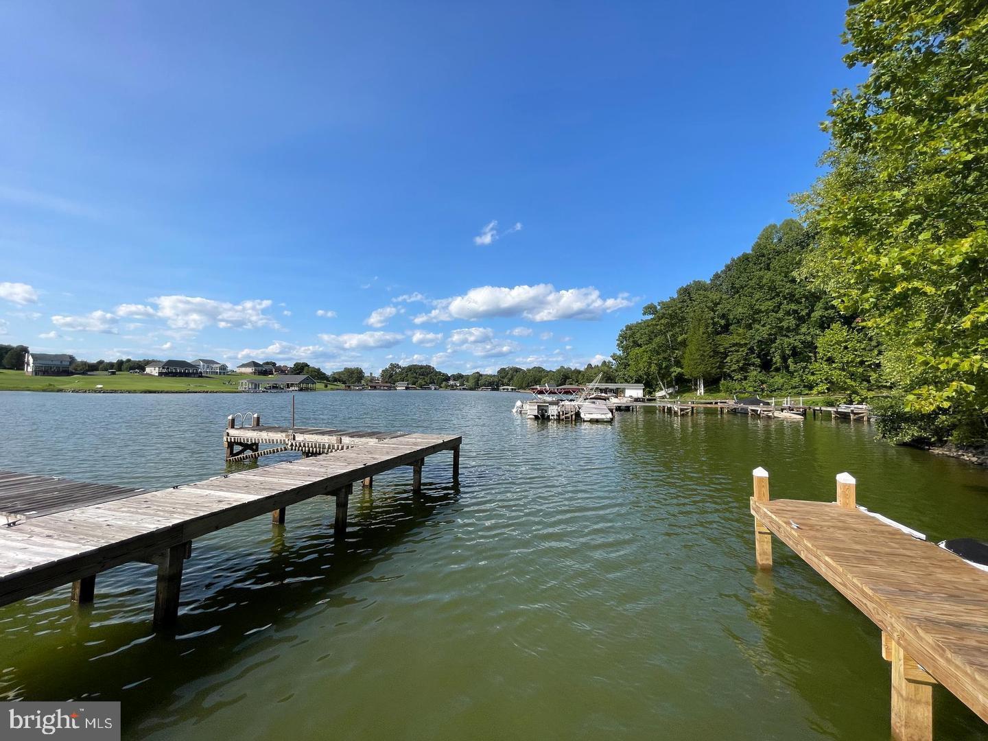 SUNRISE BAY - Residential