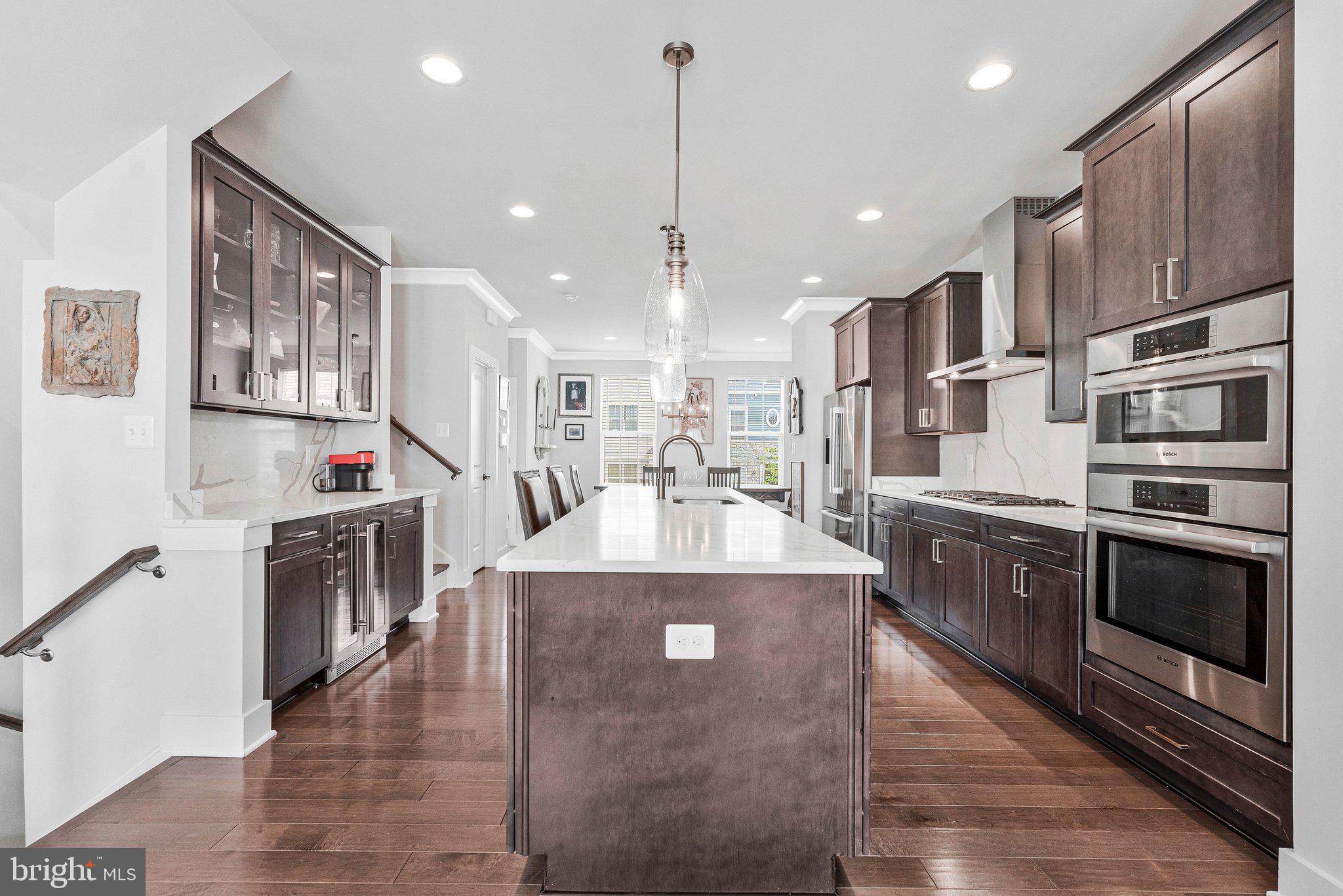 THE RETREAT AT WESTFIELDS - Residential
