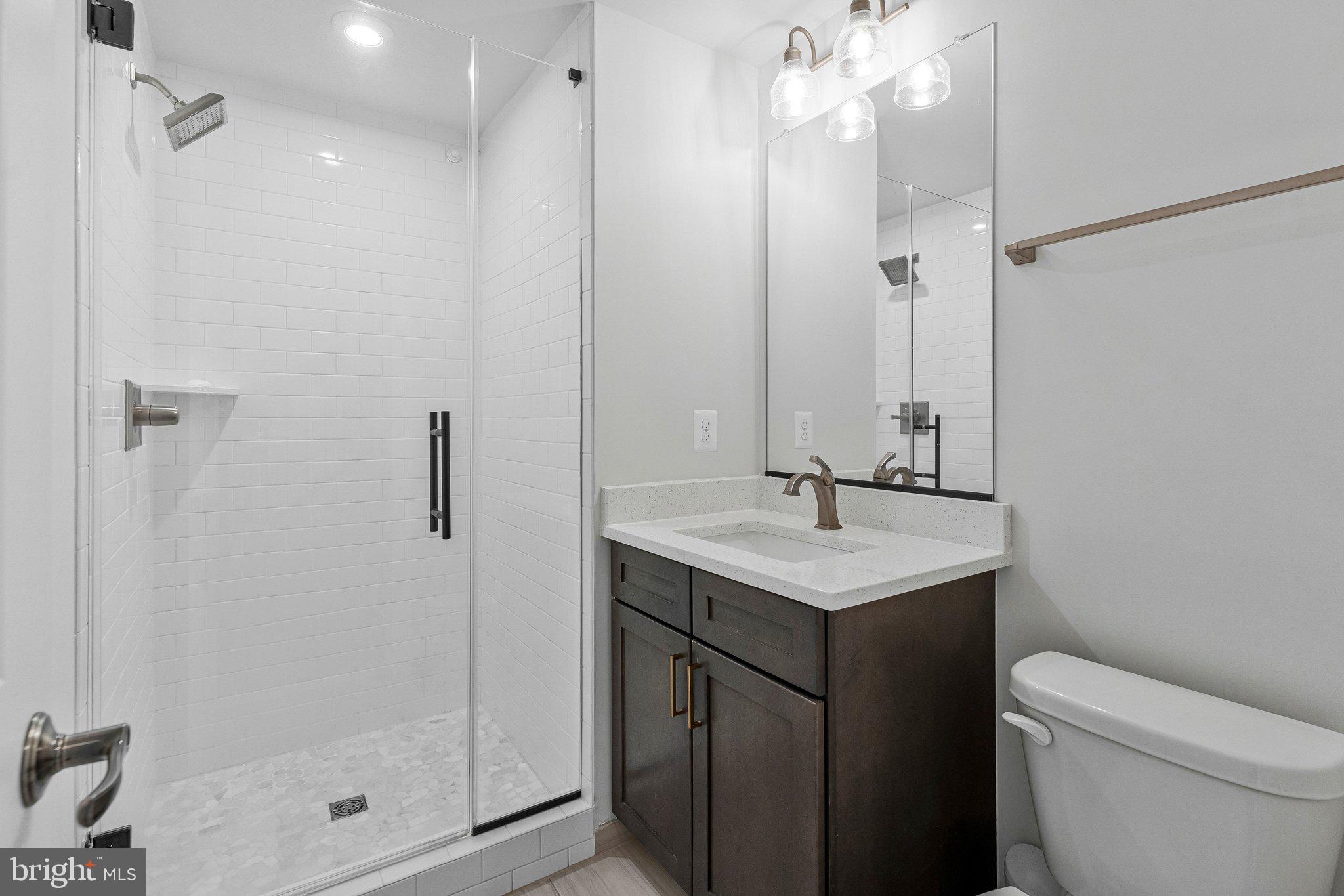 THE RETREAT AT WESTFIELDS - Residential