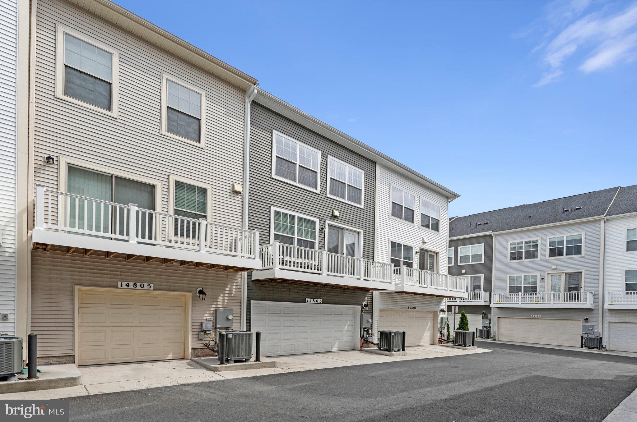 THE RETREAT AT WESTFIELDS - Residential