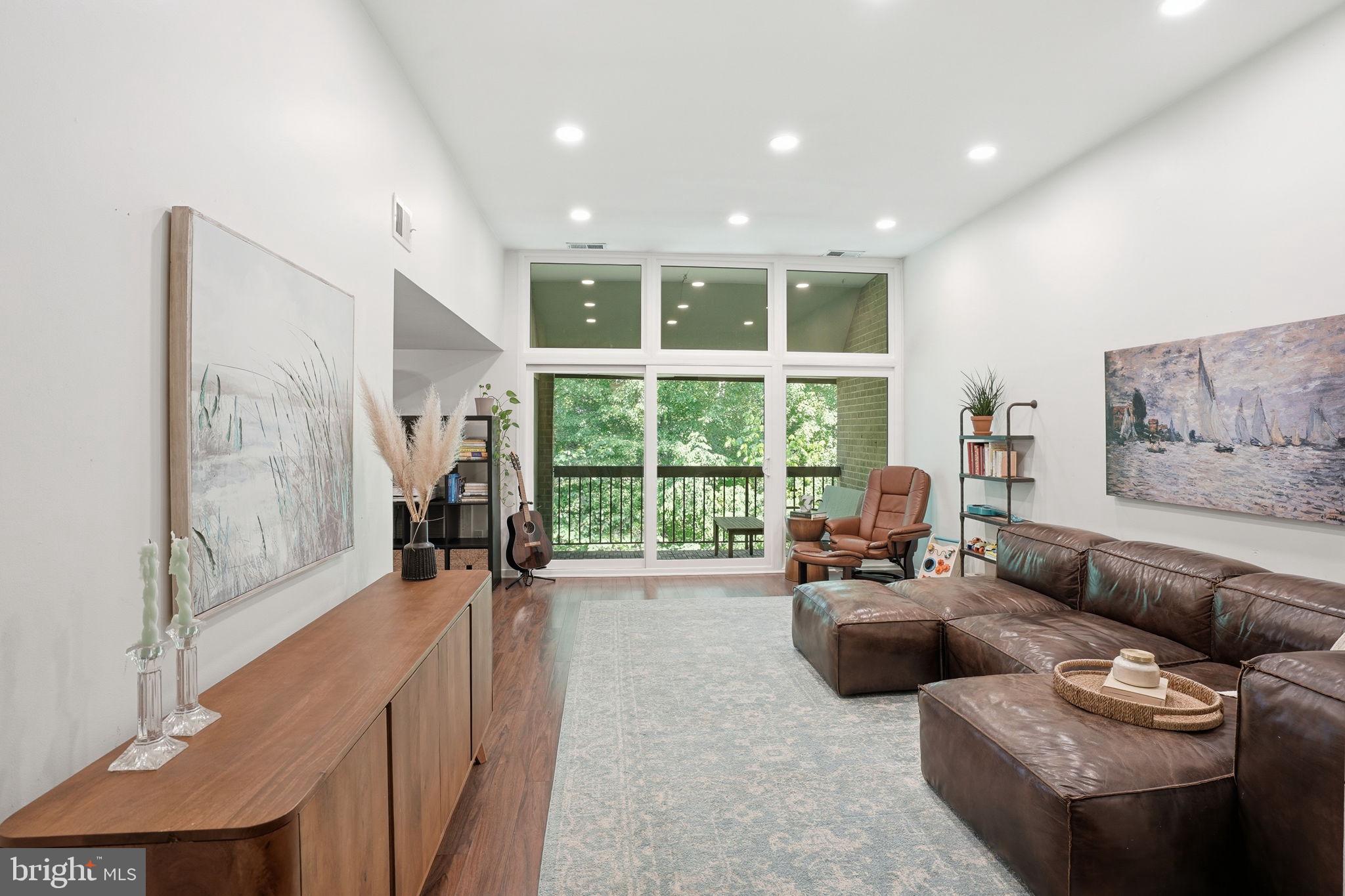 BENTANA PARK - Residential