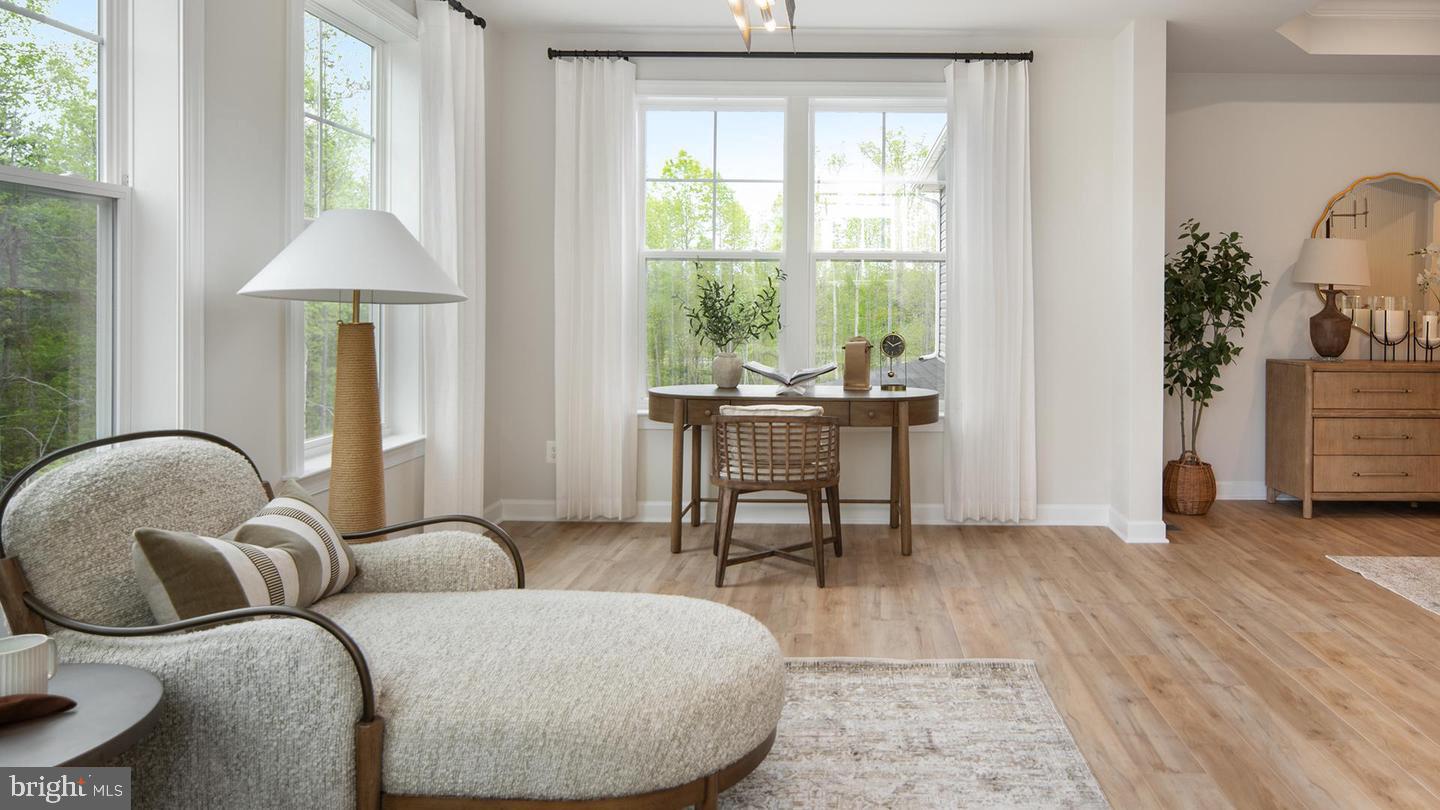 SOUTH LAKE - Residential