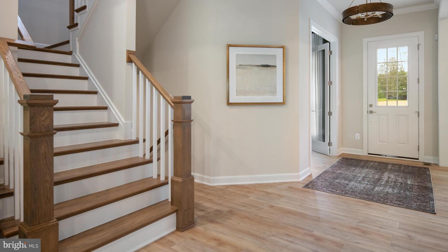 SOUTH LAKE - Residential