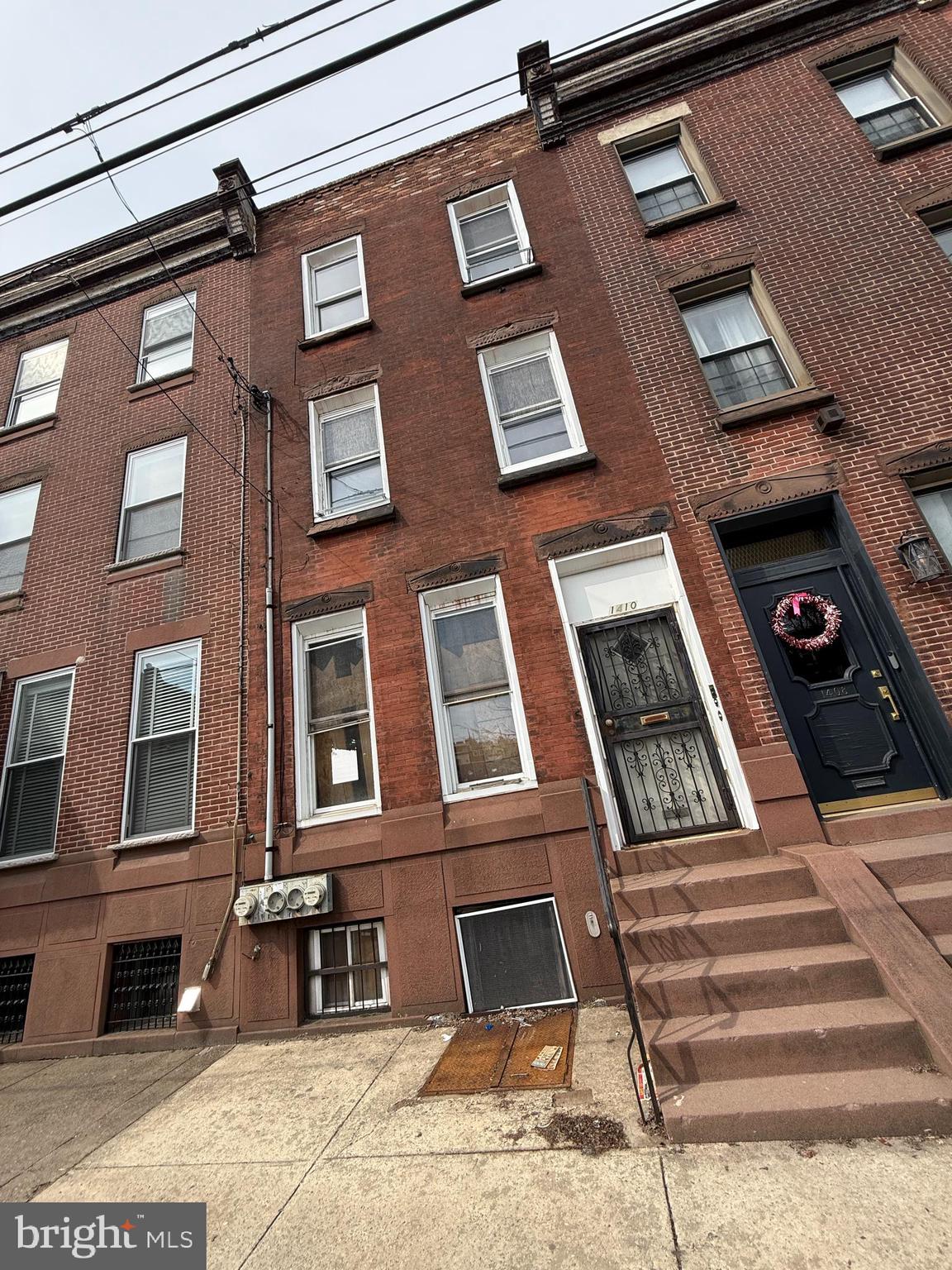 PASSYUNK SQUARE - Residential Income