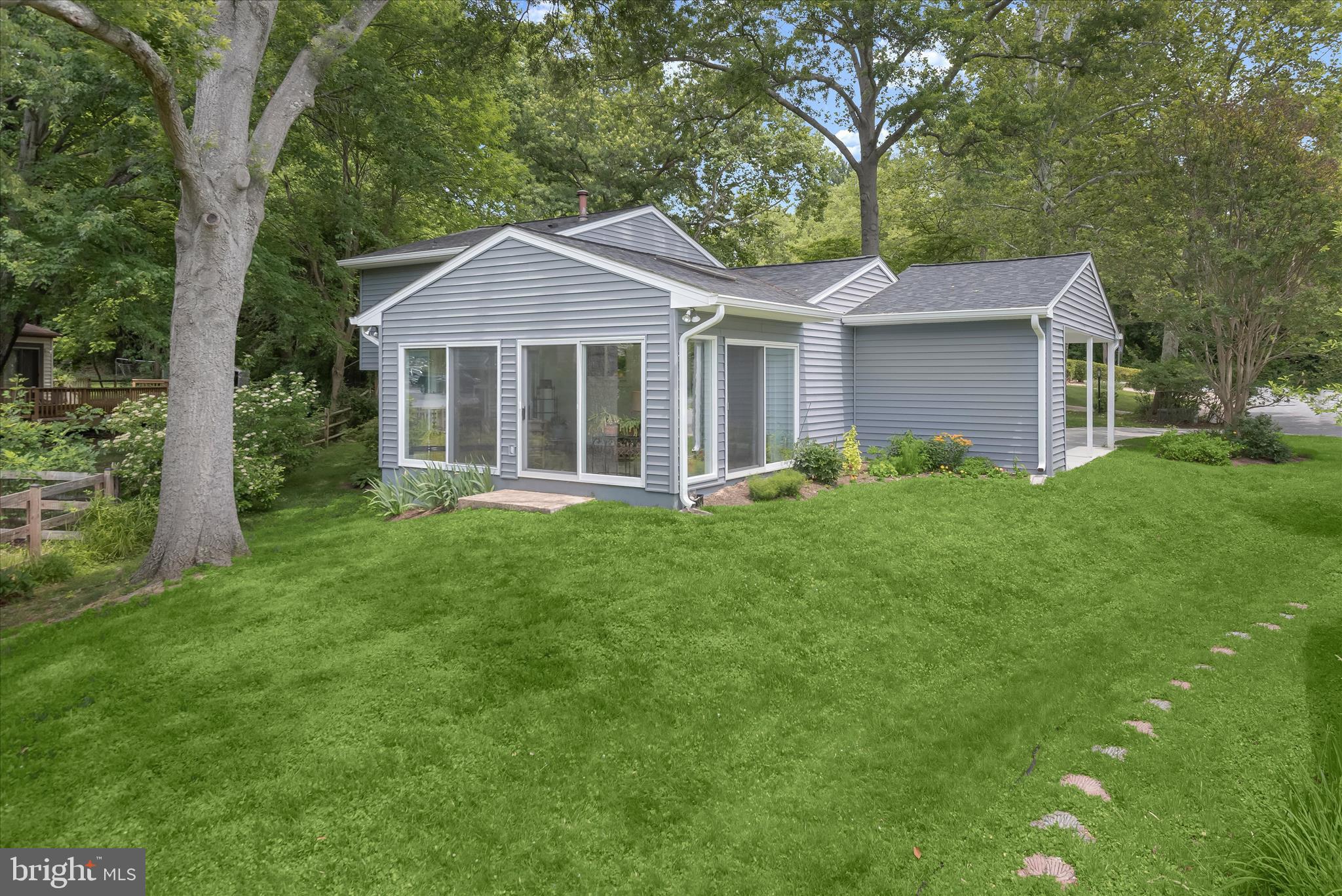 OAKLAND MILLS - Residential