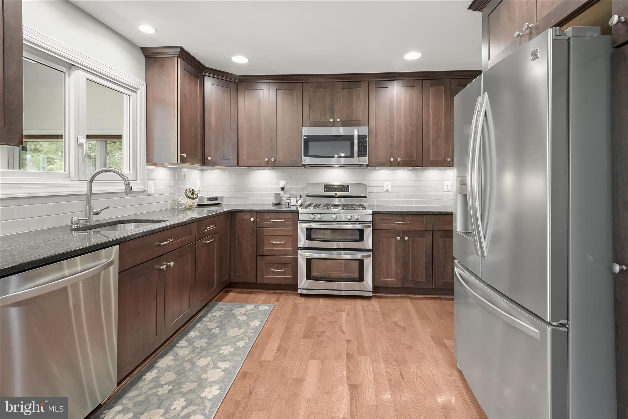 OAKLAND MILLS - Residential