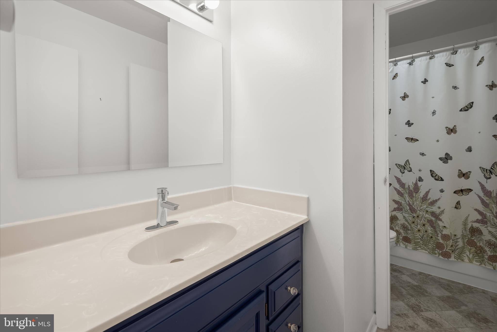 OAKLAND MILLS - Residential