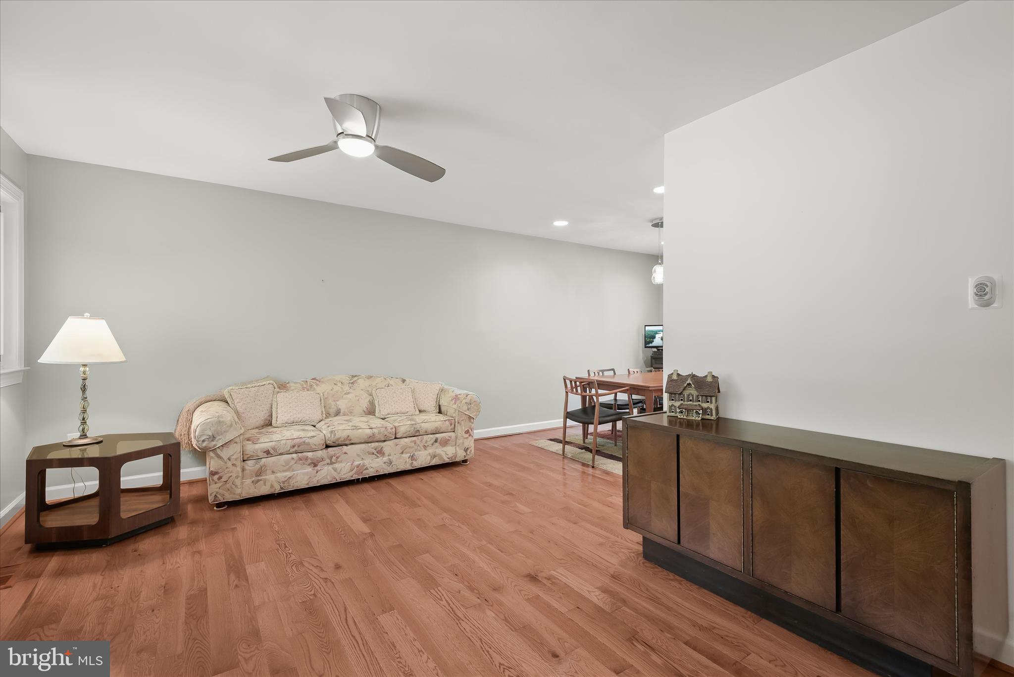 OAKLAND MILLS - Residential