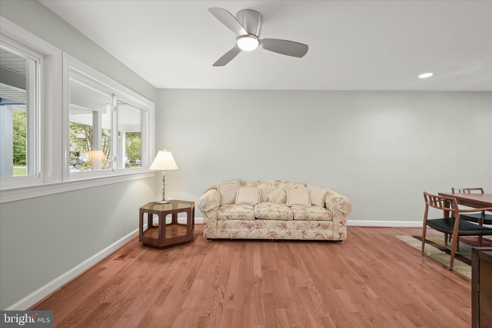 OAKLAND MILLS - Residential