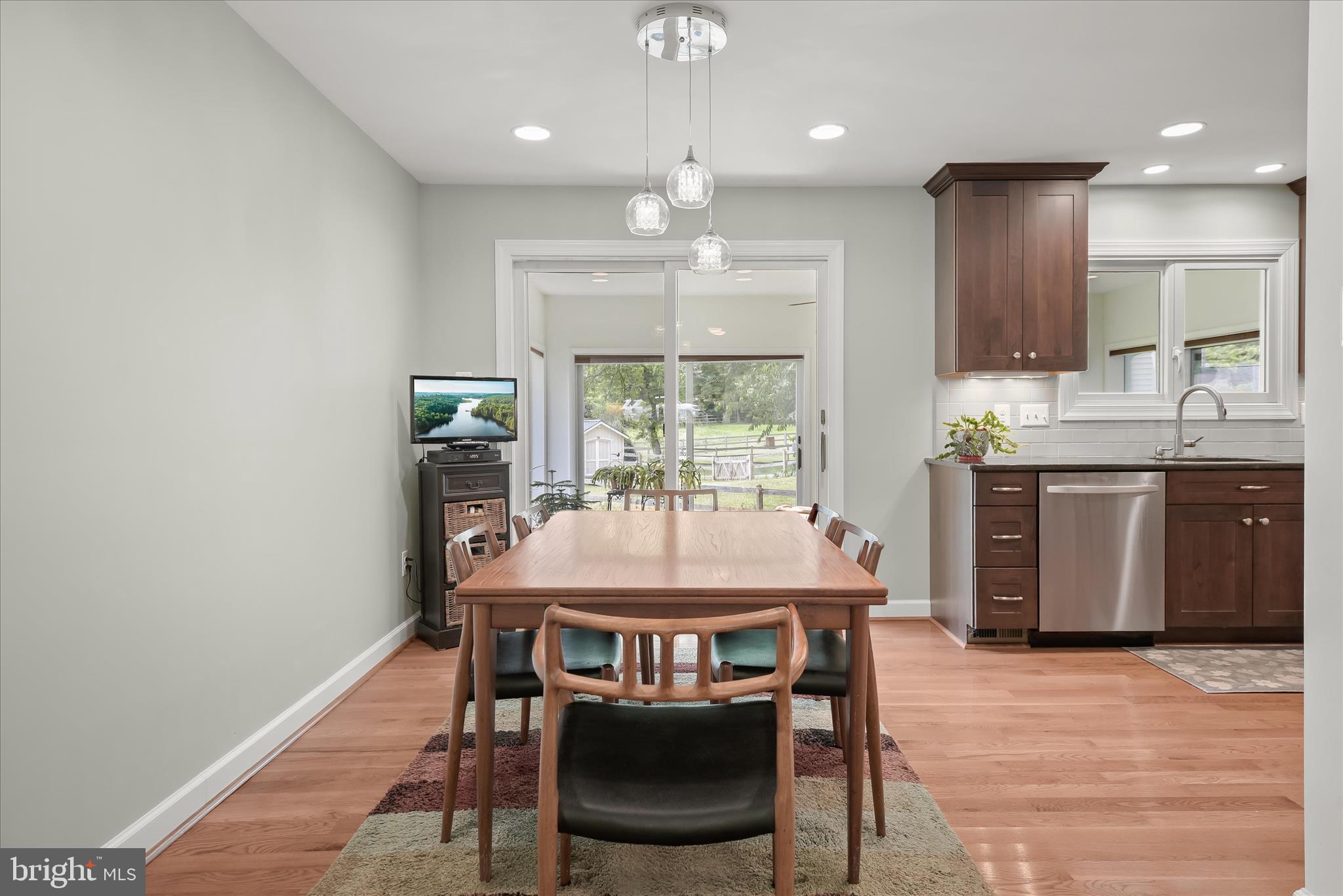 OAKLAND MILLS - Residential