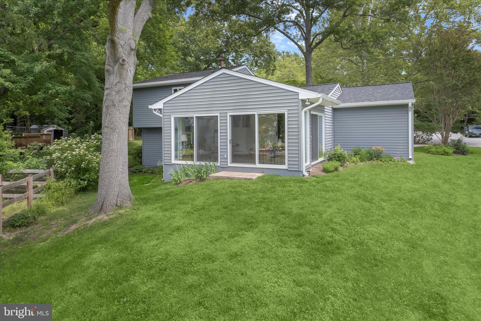 OAKLAND MILLS - Residential