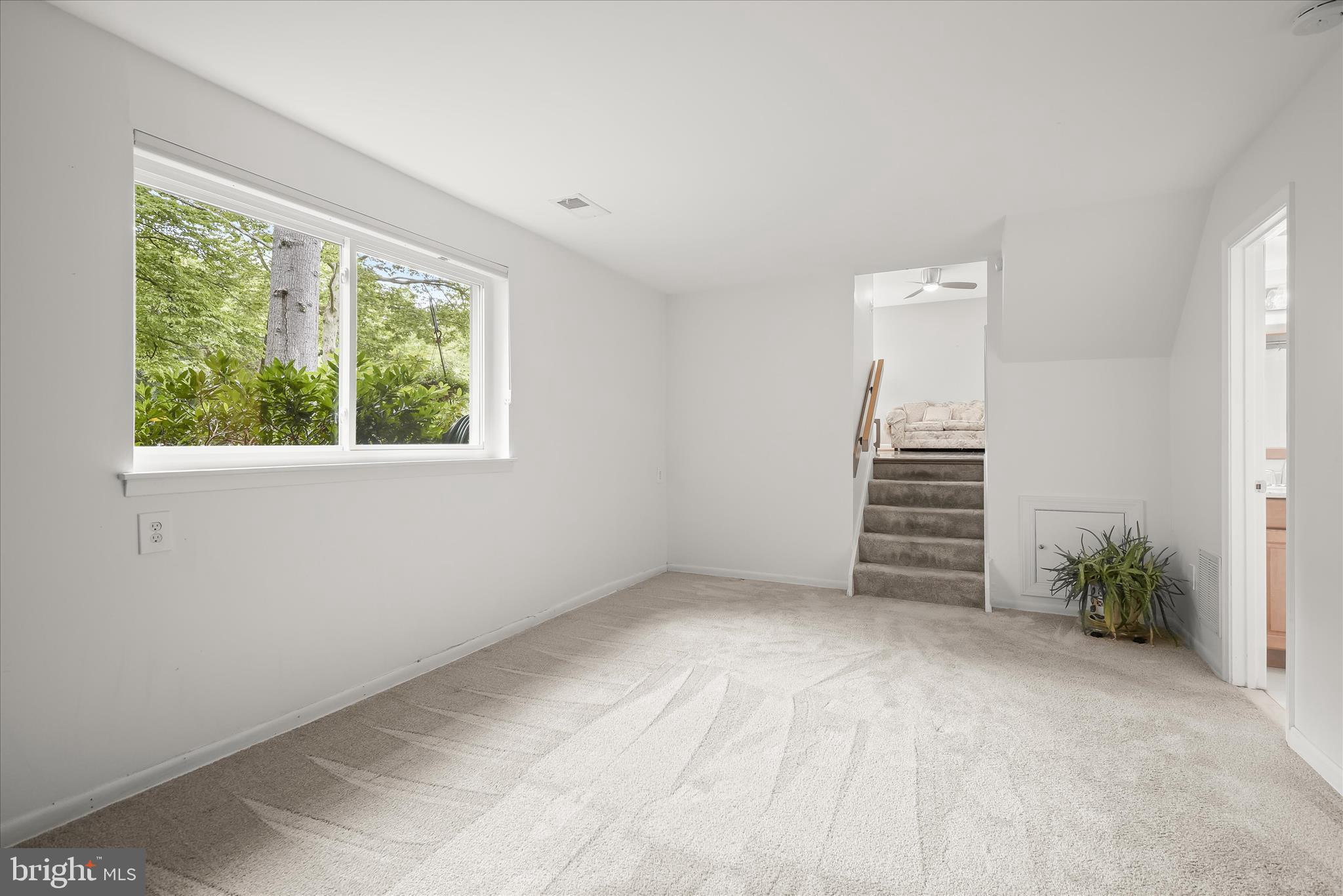 OAKLAND MILLS - Residential