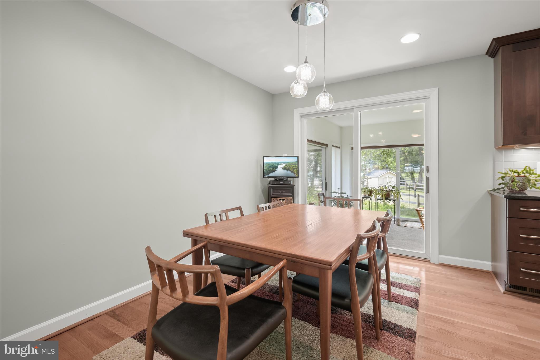 OAKLAND MILLS - Residential