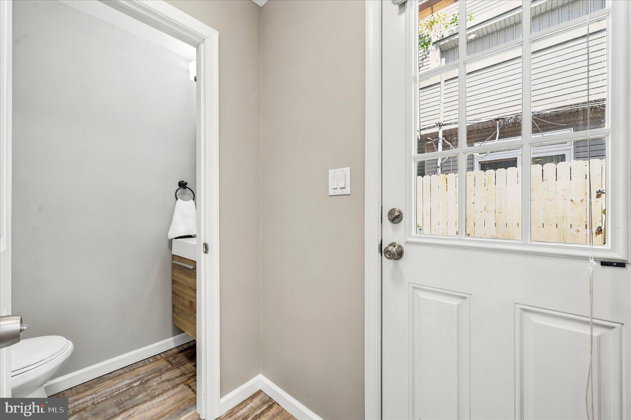 POINT BREEZE - Residential