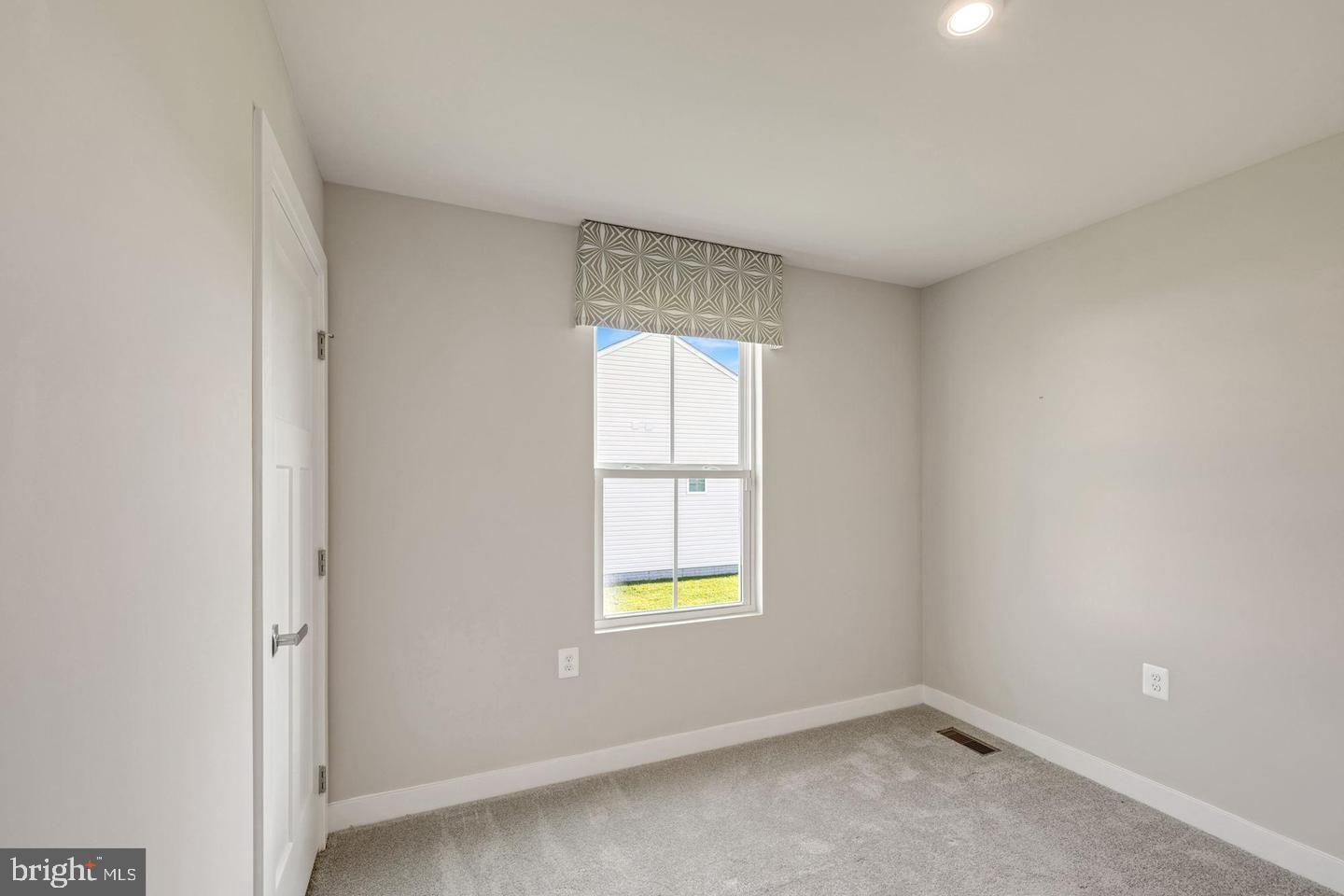 CARDINAL POINTE - Residential