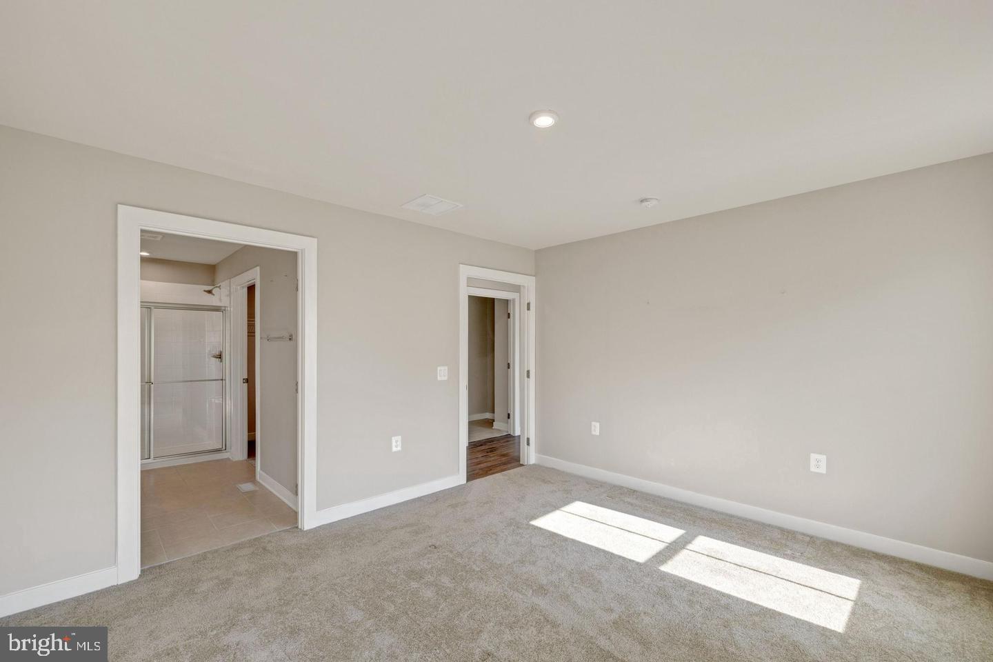 CARDINAL POINTE - Residential