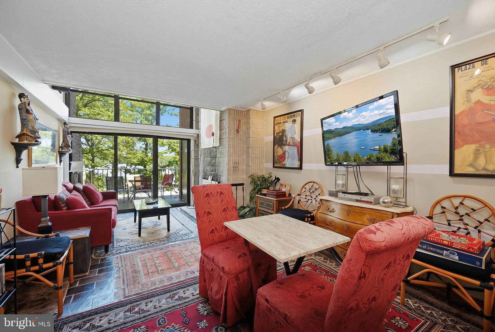 WILL-O-THE WISP - Residential