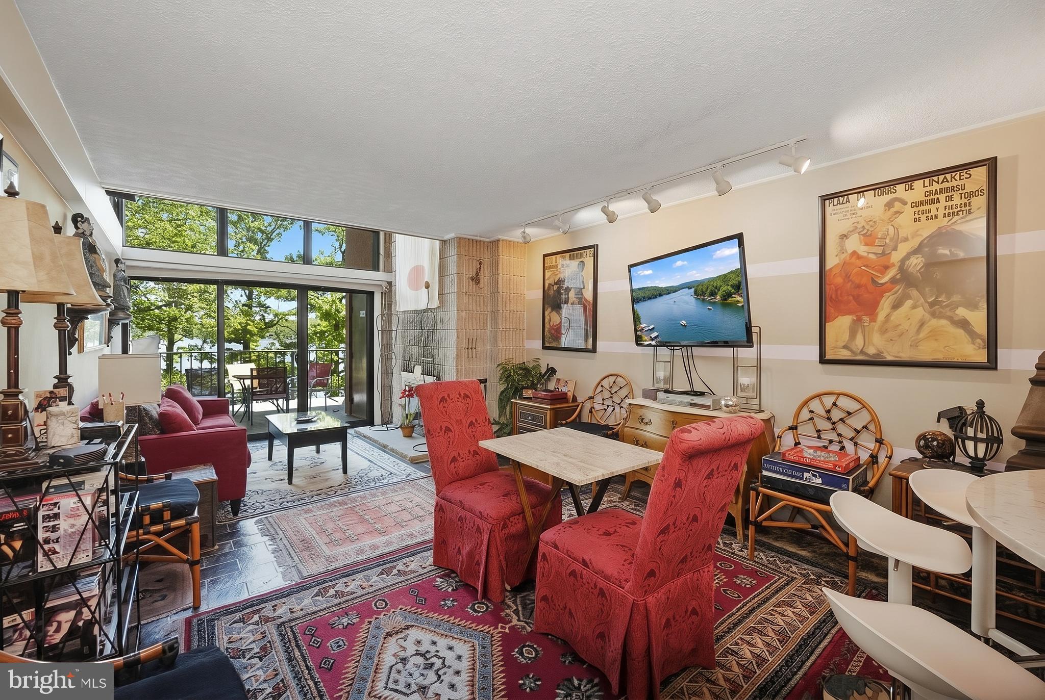 WILL-O-THE WISP - Residential