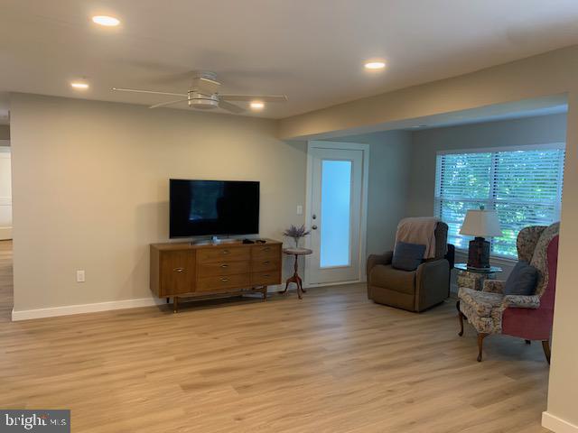 WINTERGATE AT LONGMEAD CROSSING - Residential