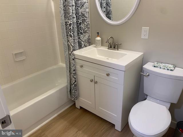 WINTERGATE AT LONGMEAD CROSSING - Residential
