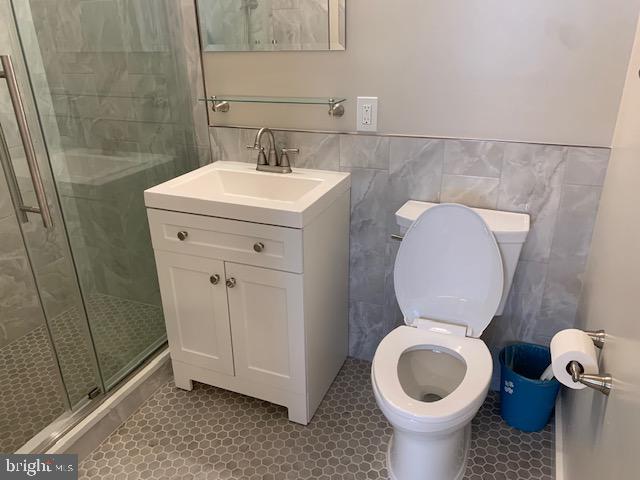 WINTERGATE AT LONGMEAD CROSSING - Residential