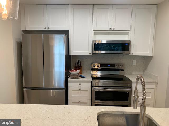 WINTERGATE AT LONGMEAD CROSSING - Residential
