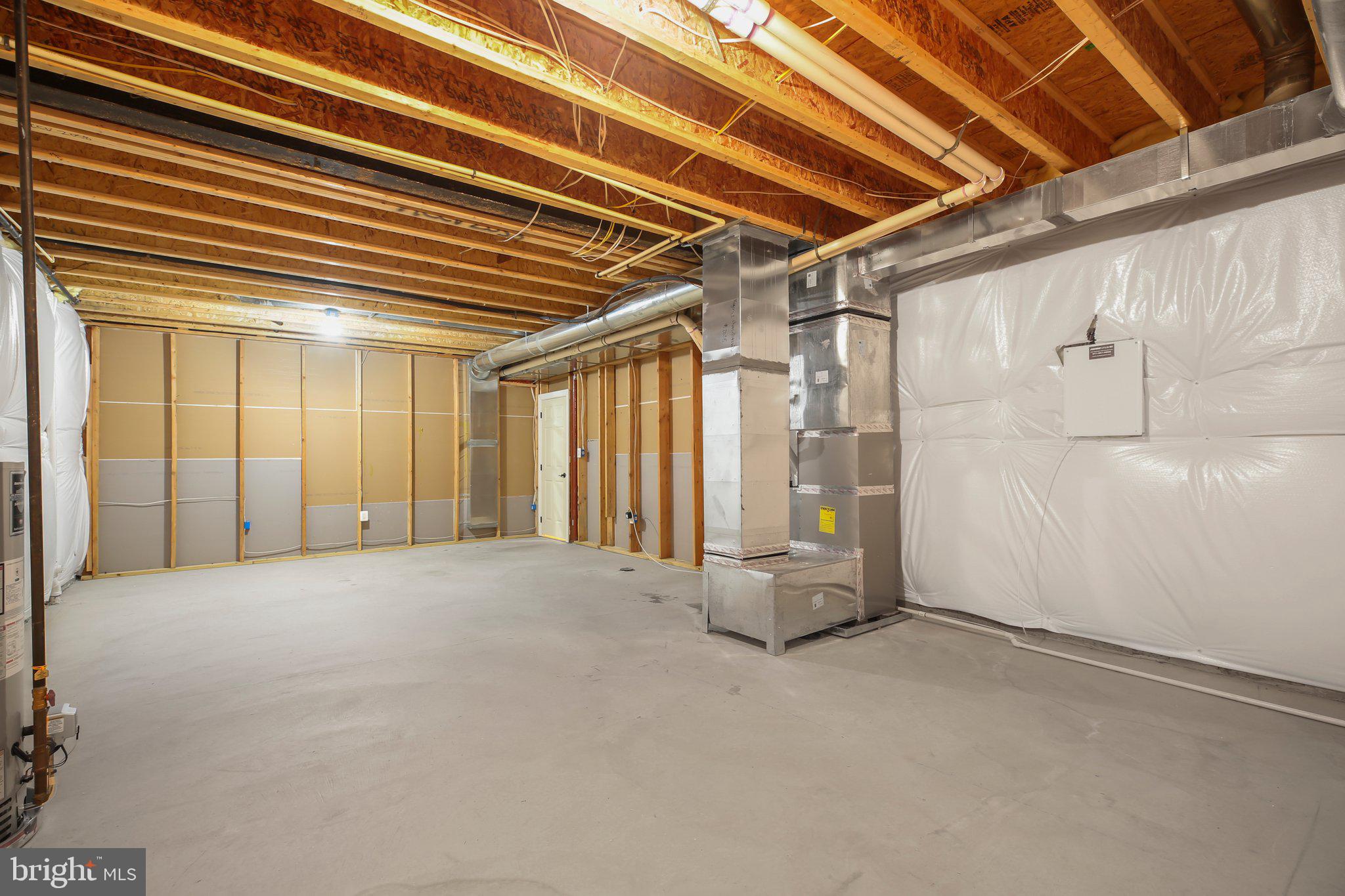 REGENCY AT CHANCELLORSVILLE - Residential
