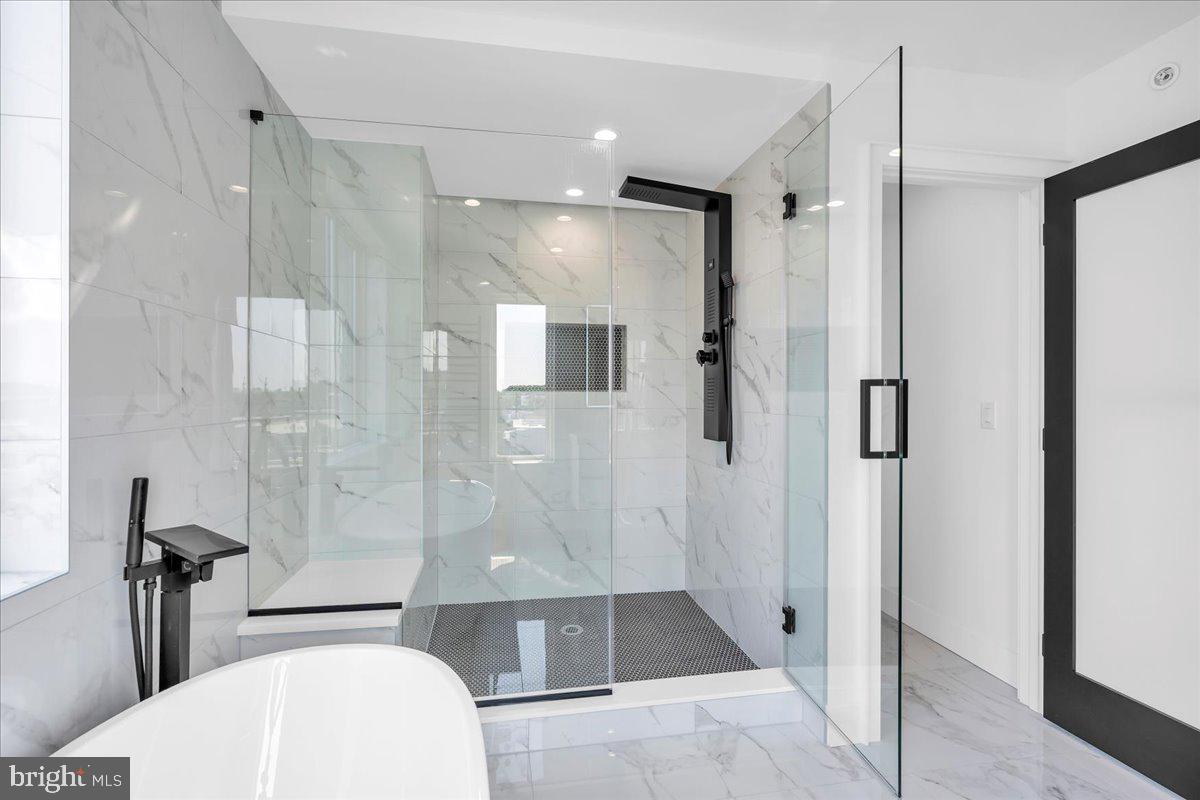 FISHTOWN - Residential
