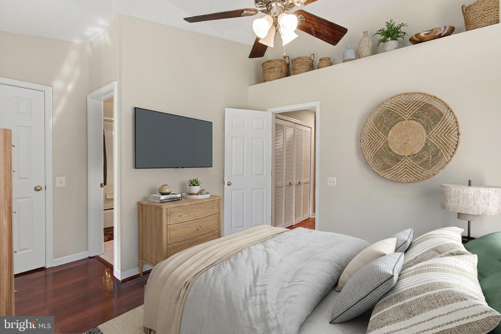 GUNSTON CORNER - Residential