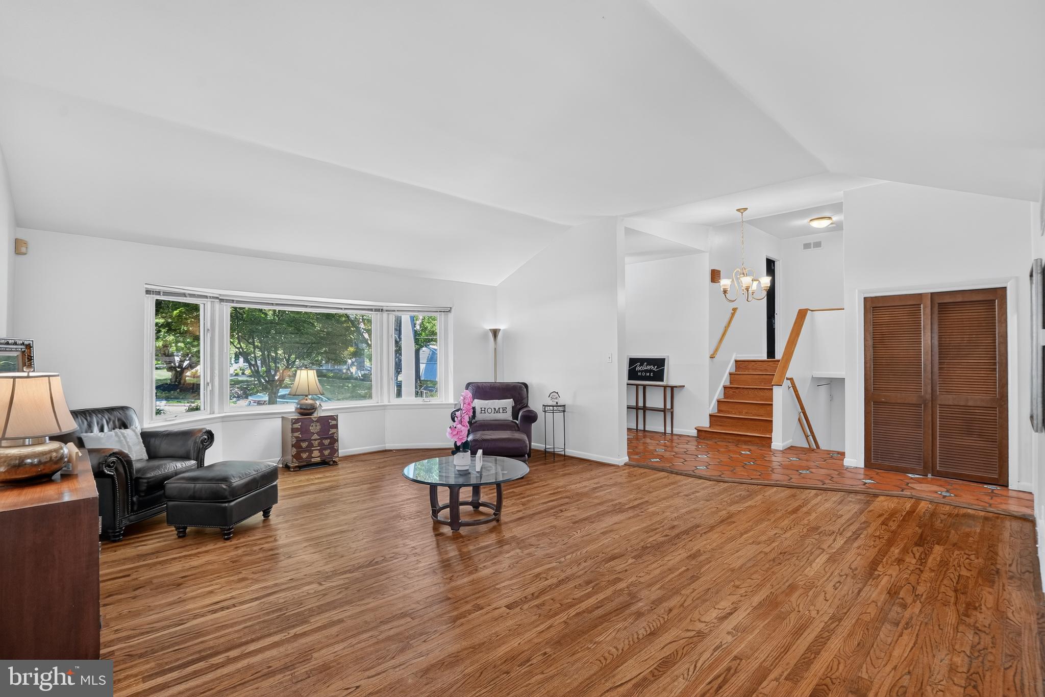 ENFIELD - Residential