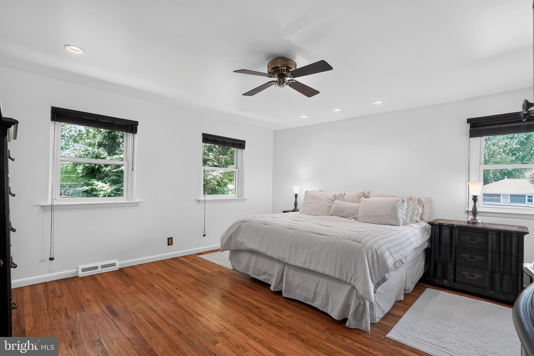 ENFIELD - Residential