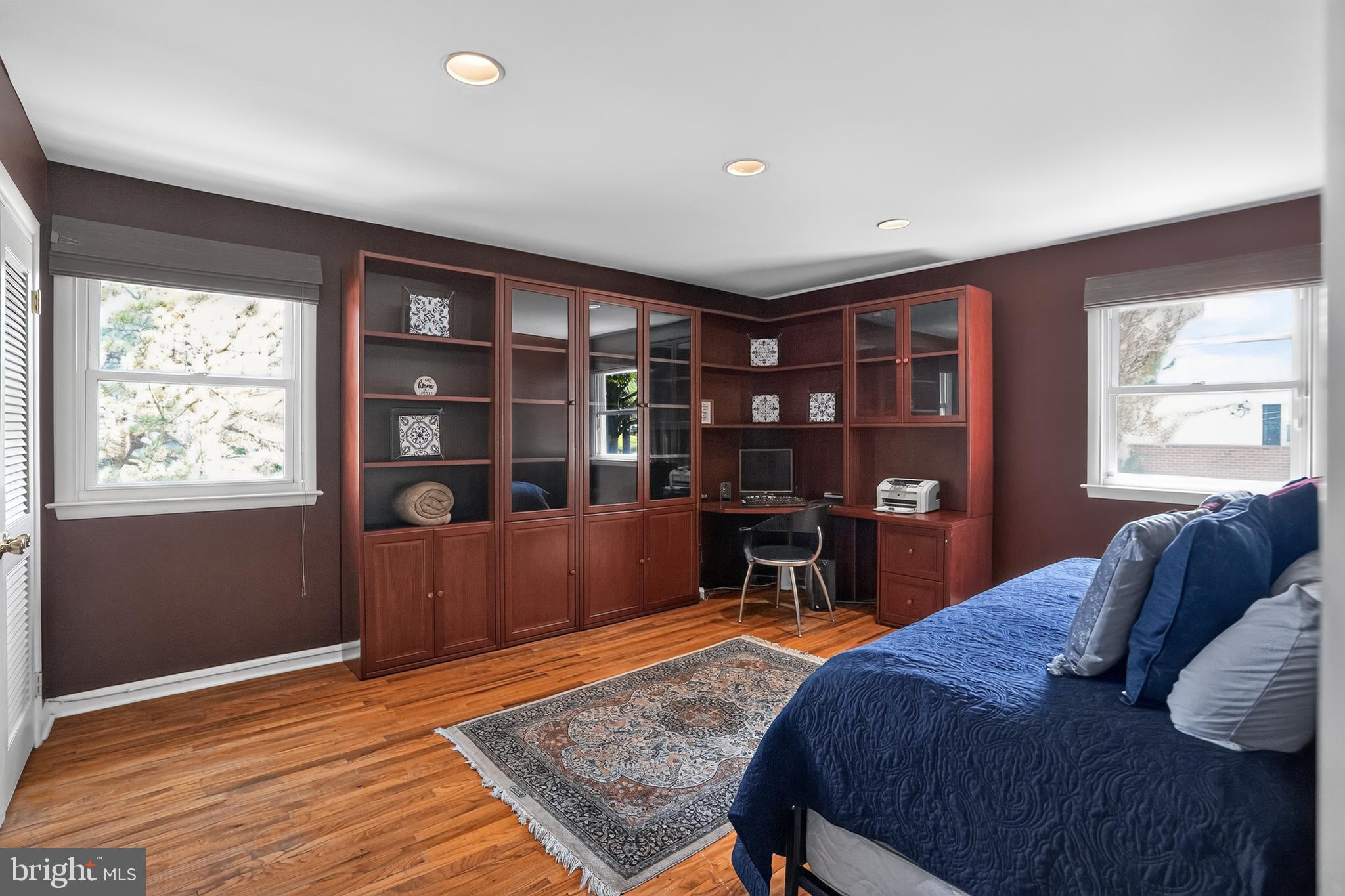 ENFIELD - Residential
